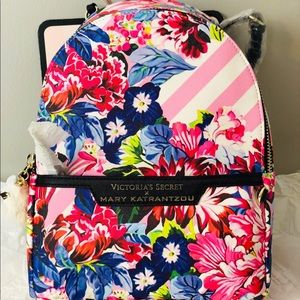 VICTORIAS SECRET X MARY KATRANTZOU
City Backpack